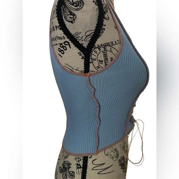 NWT Baby Blue Adjustable Peekaboo Top | Stretchy & Flattering - Picture 6 of 7